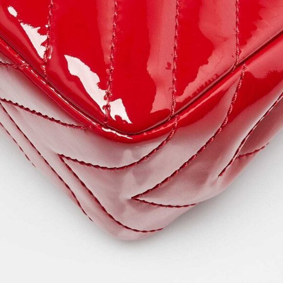 Chanel Red Chevron Quilted Patent Leather Classic Single Jumbo Flap Bag - Picture 4 of 10